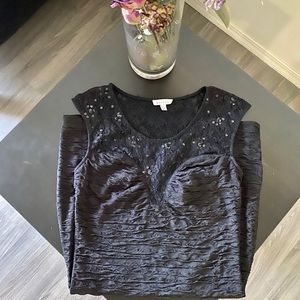 ‼️SALE 5/$25‼️ Lace LBD. ✨